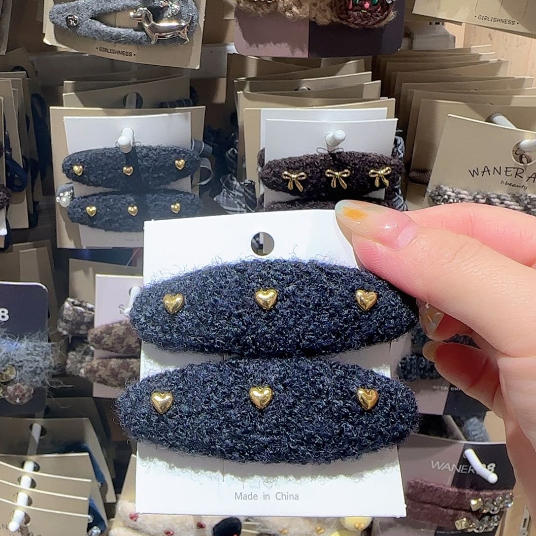 皮质非金属爱心拜拜