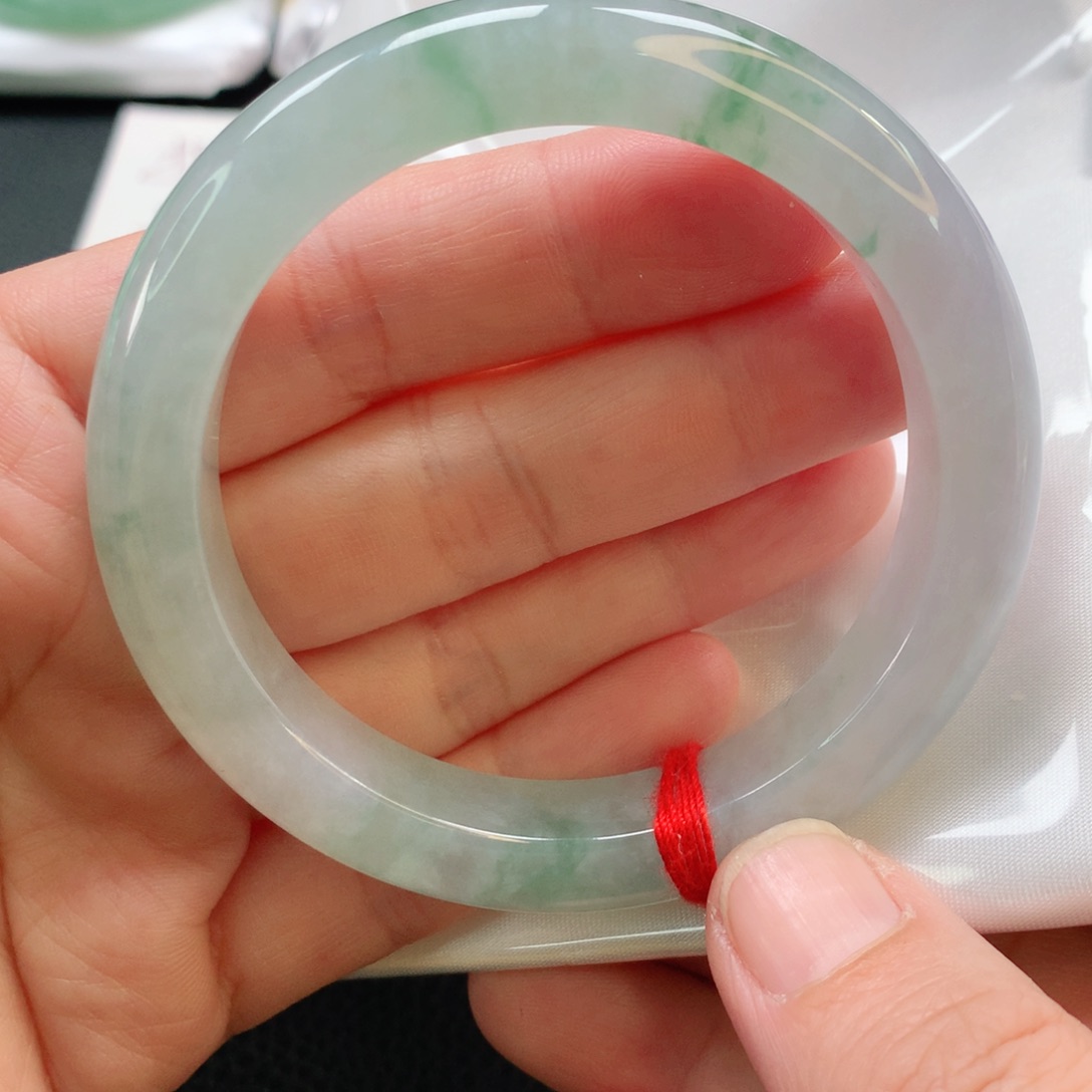 翡翠手镯未镶嵌56正