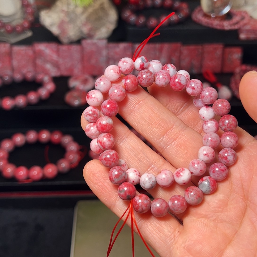 五***娘天然辰砂原石手串