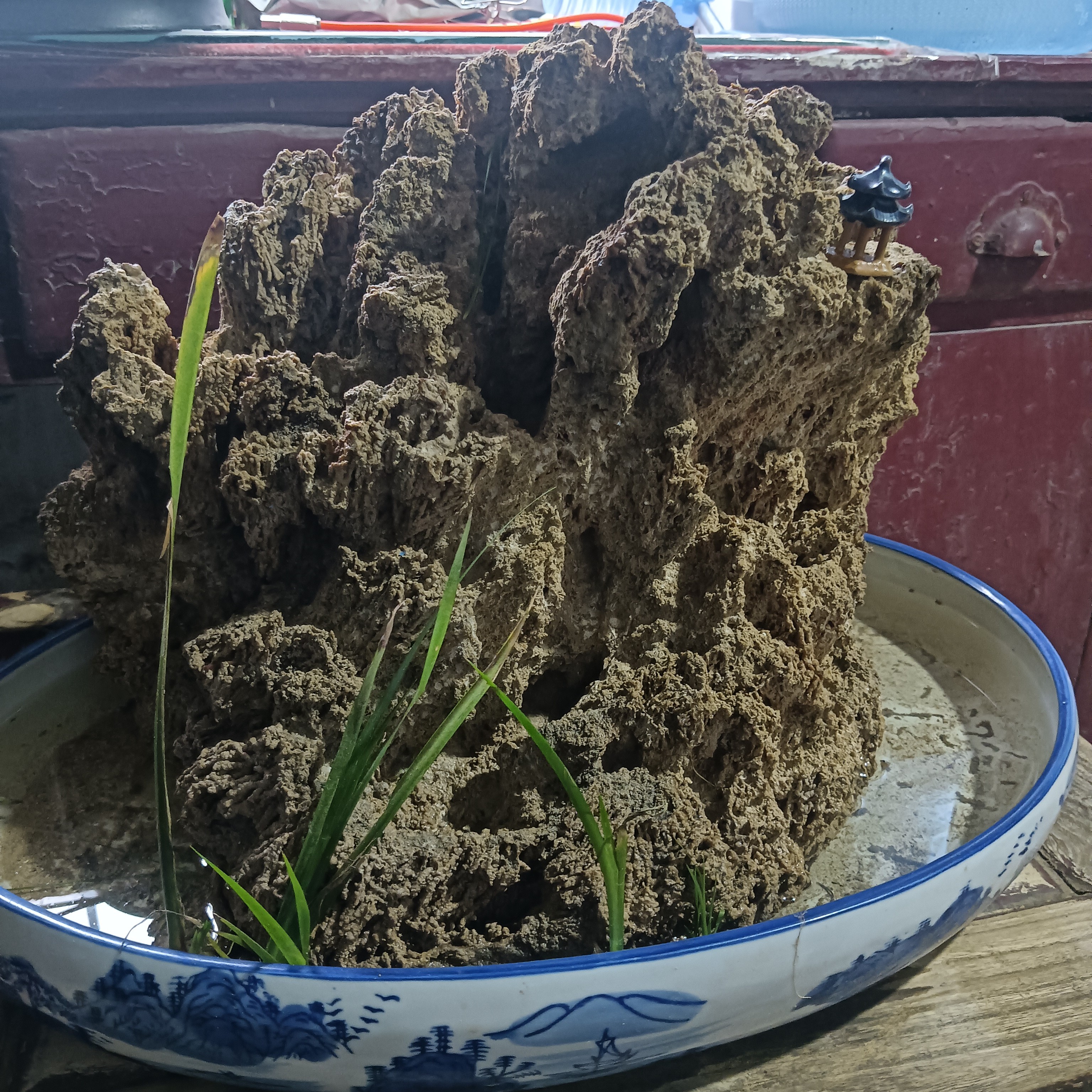 上水石假山盆景，可绿植，又是天然的室内加湿器。