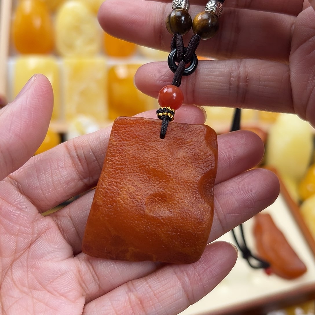 蜜蜡颈饰未镶嵌蜜蜡