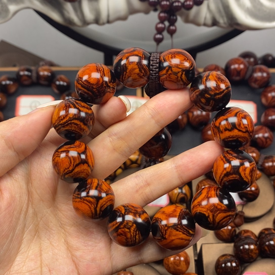 【闪购商品】黄花梨/降香黄檀2.0对眼鬼脸