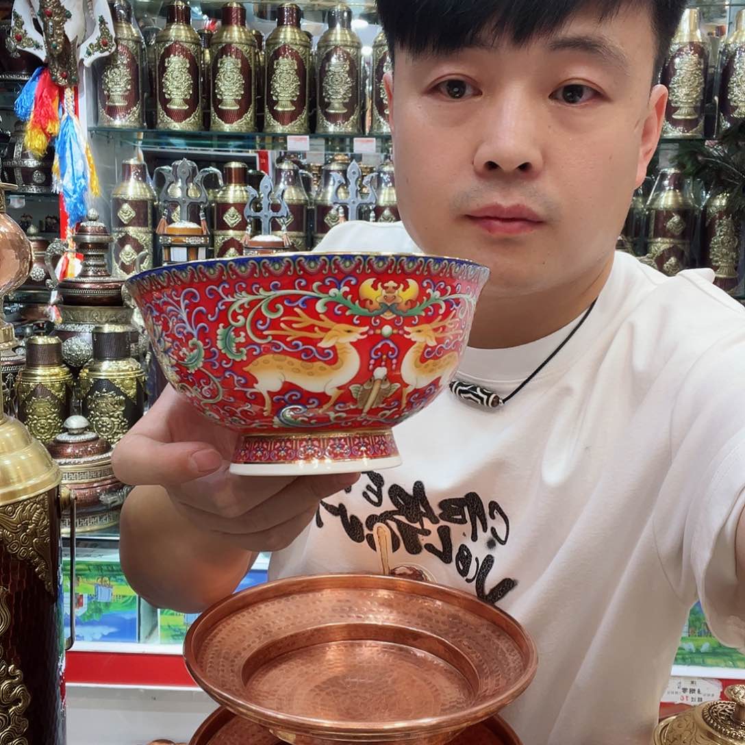 骨瓷口径23厘米样品微瑕一对