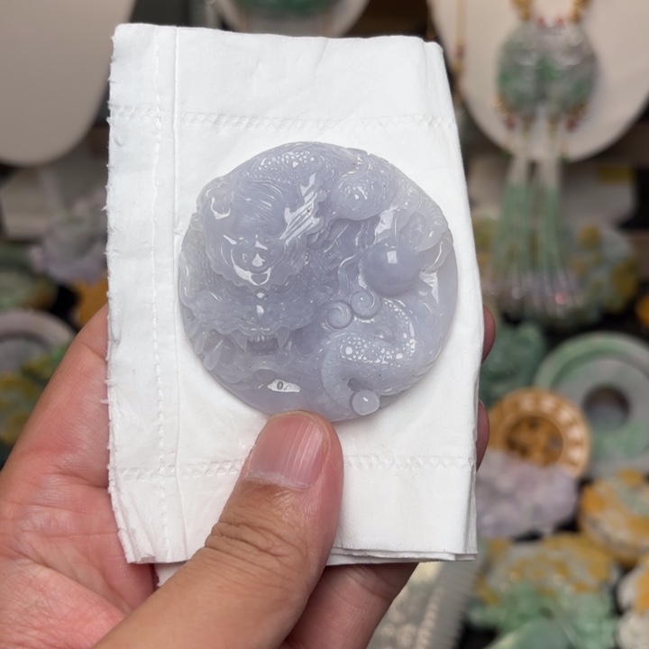 翡翠未镶嵌颈饰吊坠