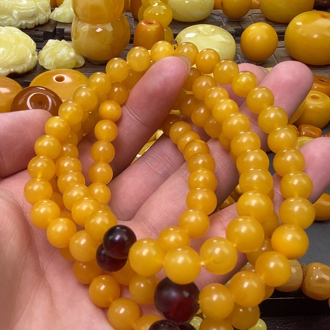 蜜蜡未镶嵌珠宝奇石