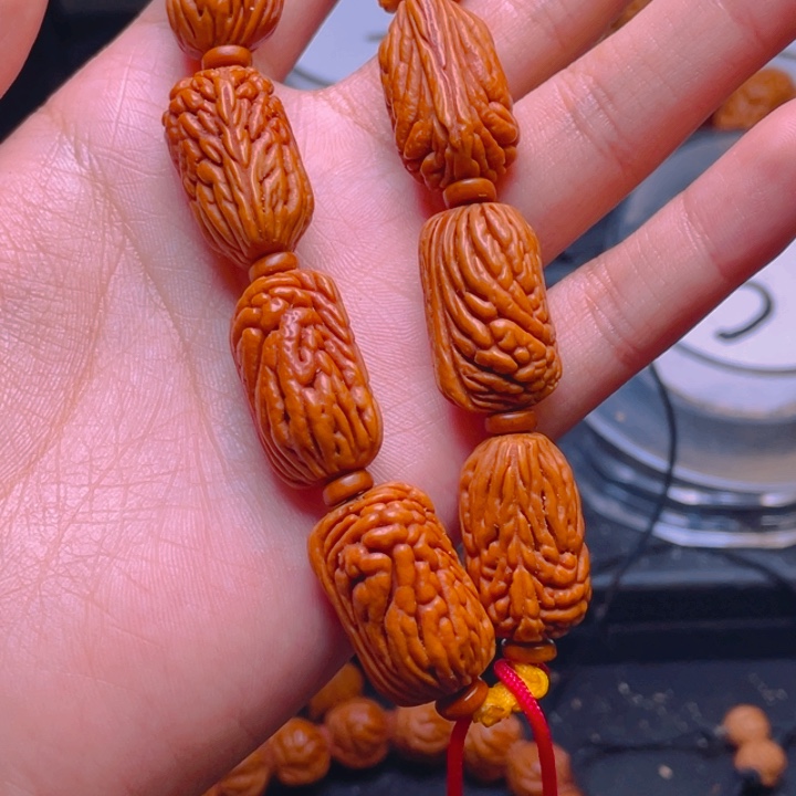 开***心文玩核桃手串金条闪电购74号车