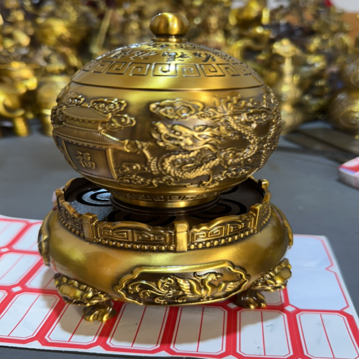 时来运转香炉高约16宽约11重量约1130克