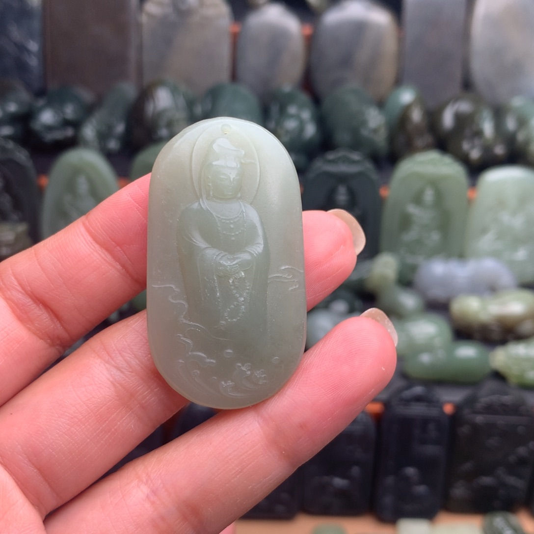 和田玉未镶嵌颈饰挂件45