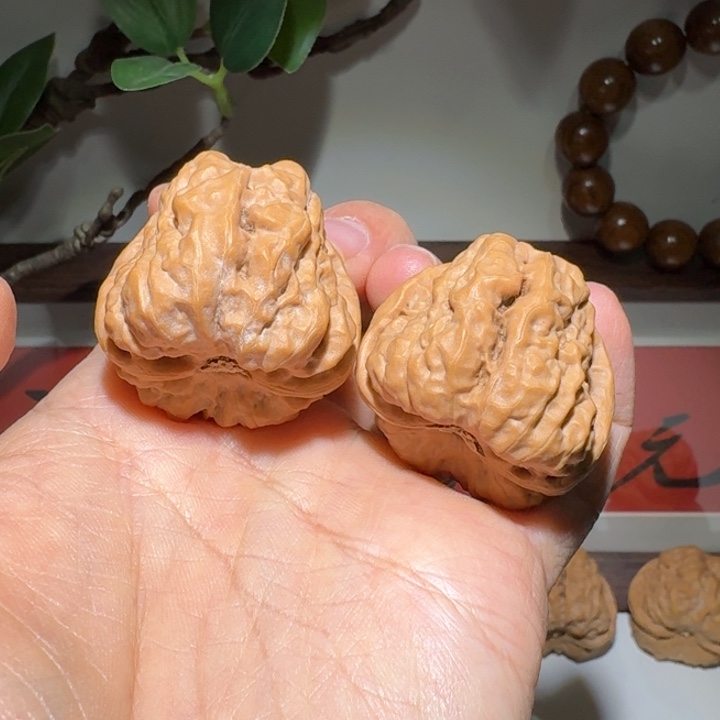 文玩核桃吊坠36蓟县山地蛤蟆头（有修不是全品）