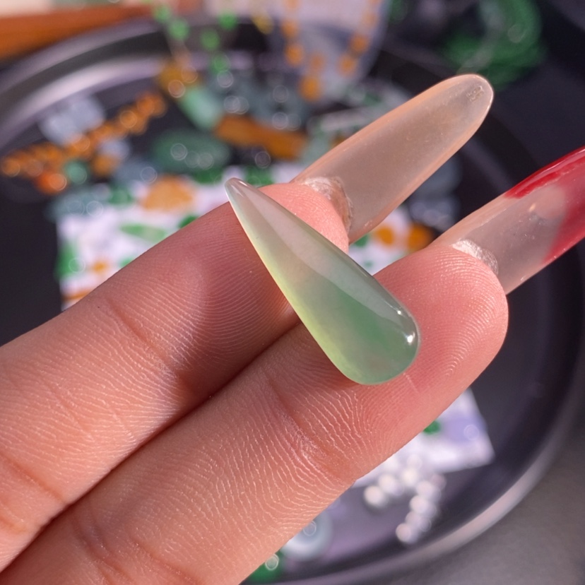 【闪购商品】翡翠挂件未镶嵌水滴