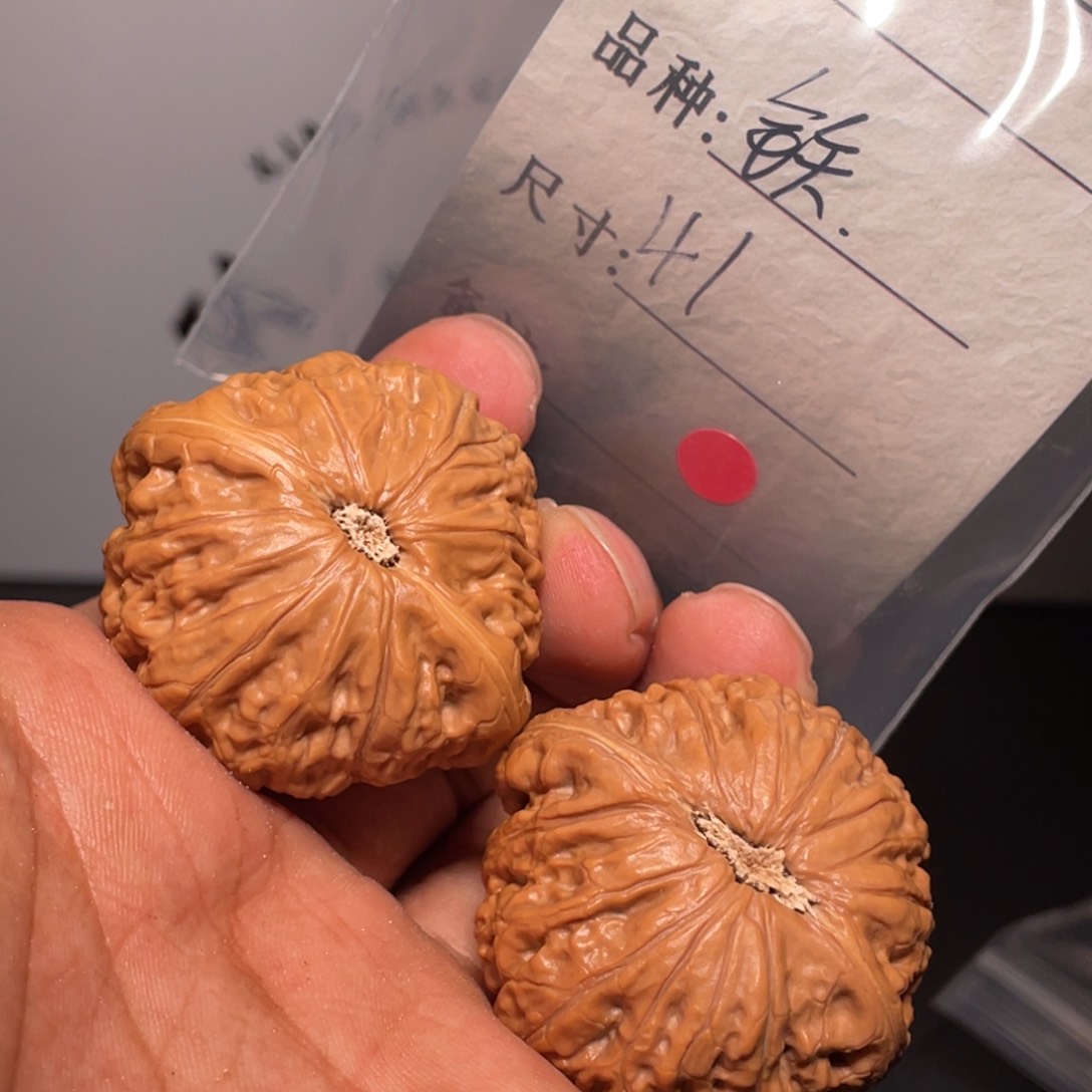 文玩核桃吊坠文玩核桃