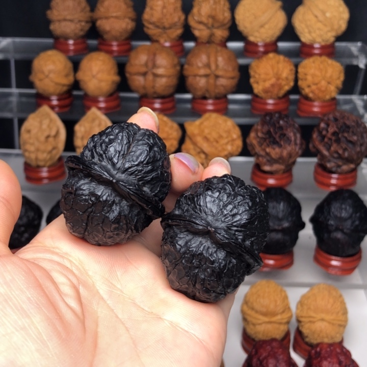 文玩核桃把件10蟒纹元宝地闷