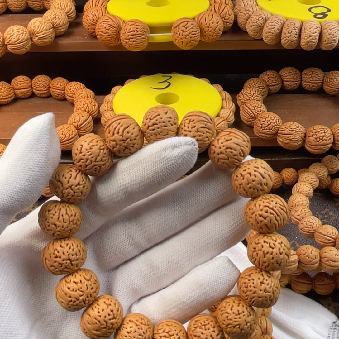 吊坠桃核王某南瓜