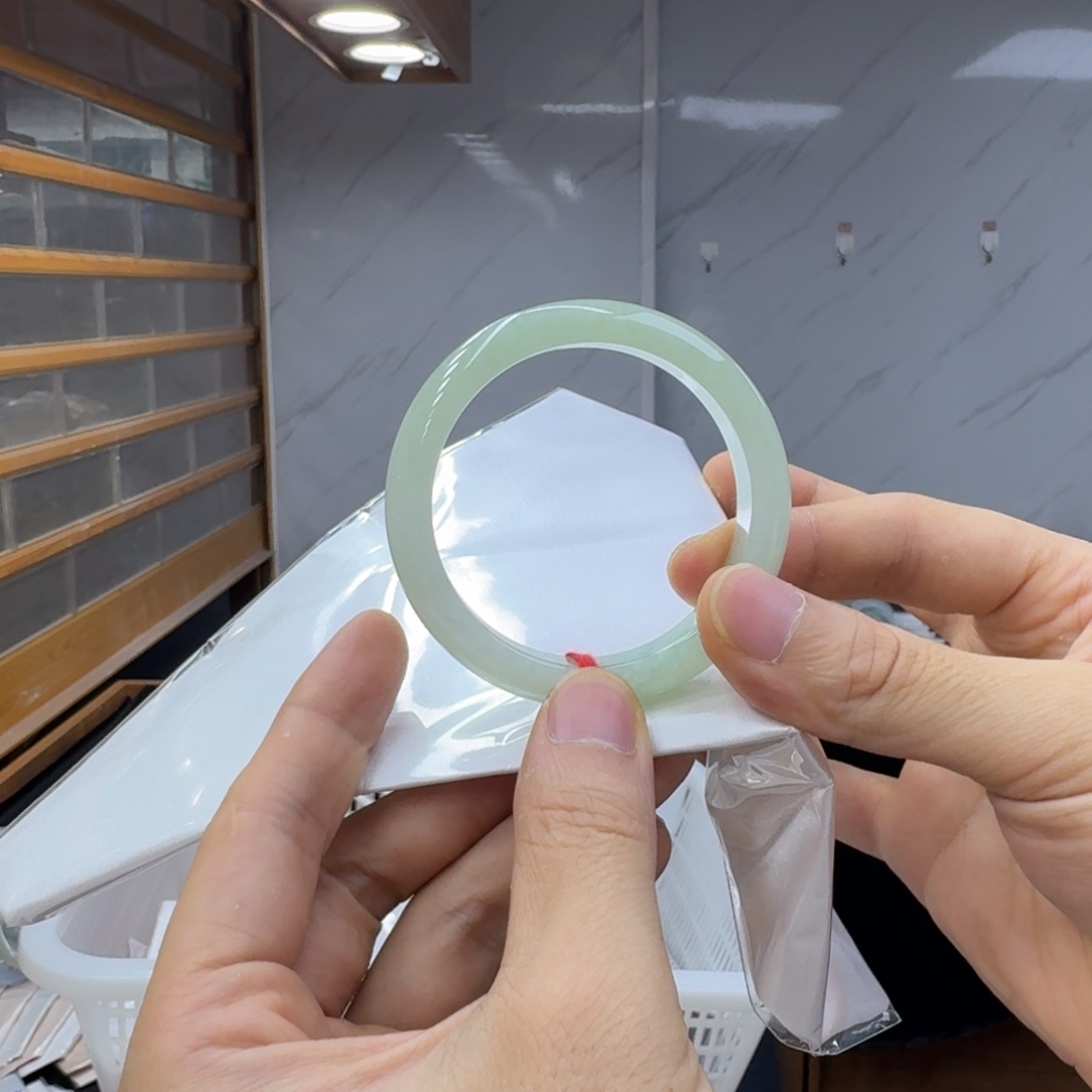 桃***夭翡翠未镶嵌手镯翡翠