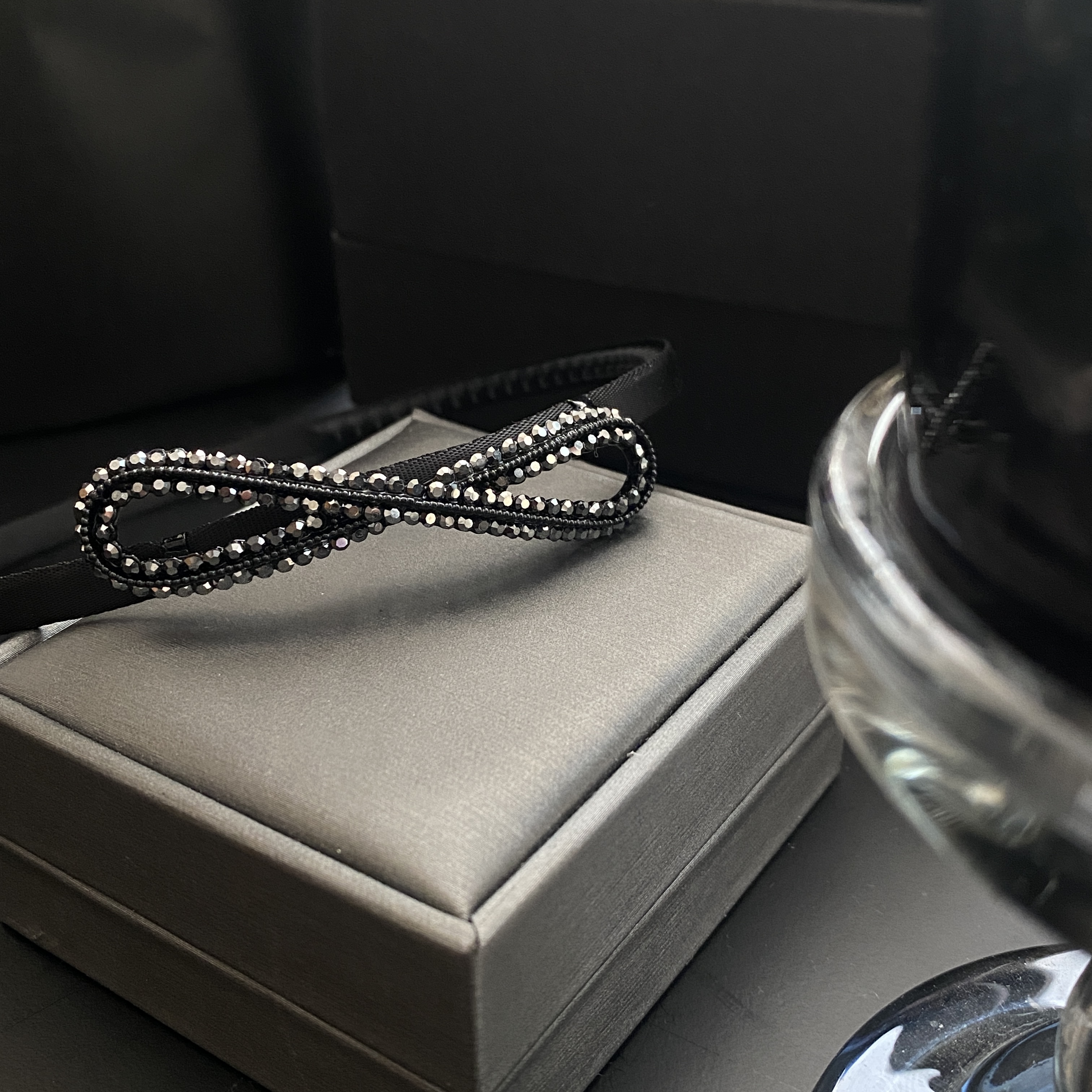 TAUSMONC优雅侧蝴蝶结细头箍发饰