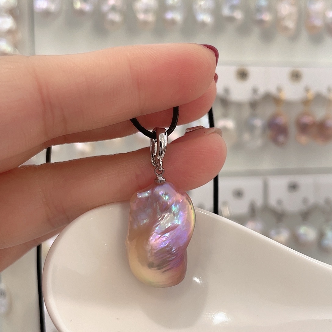 颈饰未镶嵌淡水珍珠