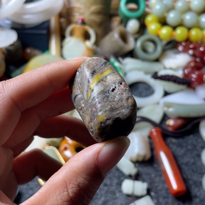 和田玉未镶嵌吊坠(不含链)