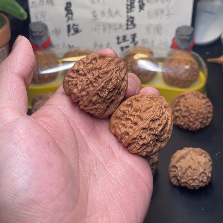 文玩核桃吊坠39全家福南疆100