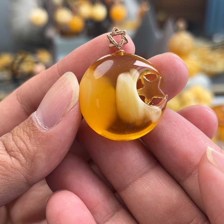 蜜蜡珠宝奇石未镶嵌?*秋