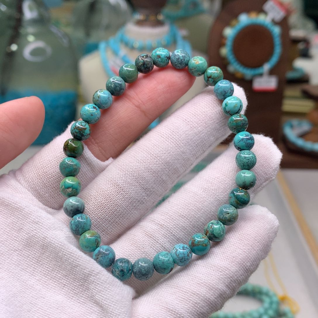 绿松石配饰未镶嵌