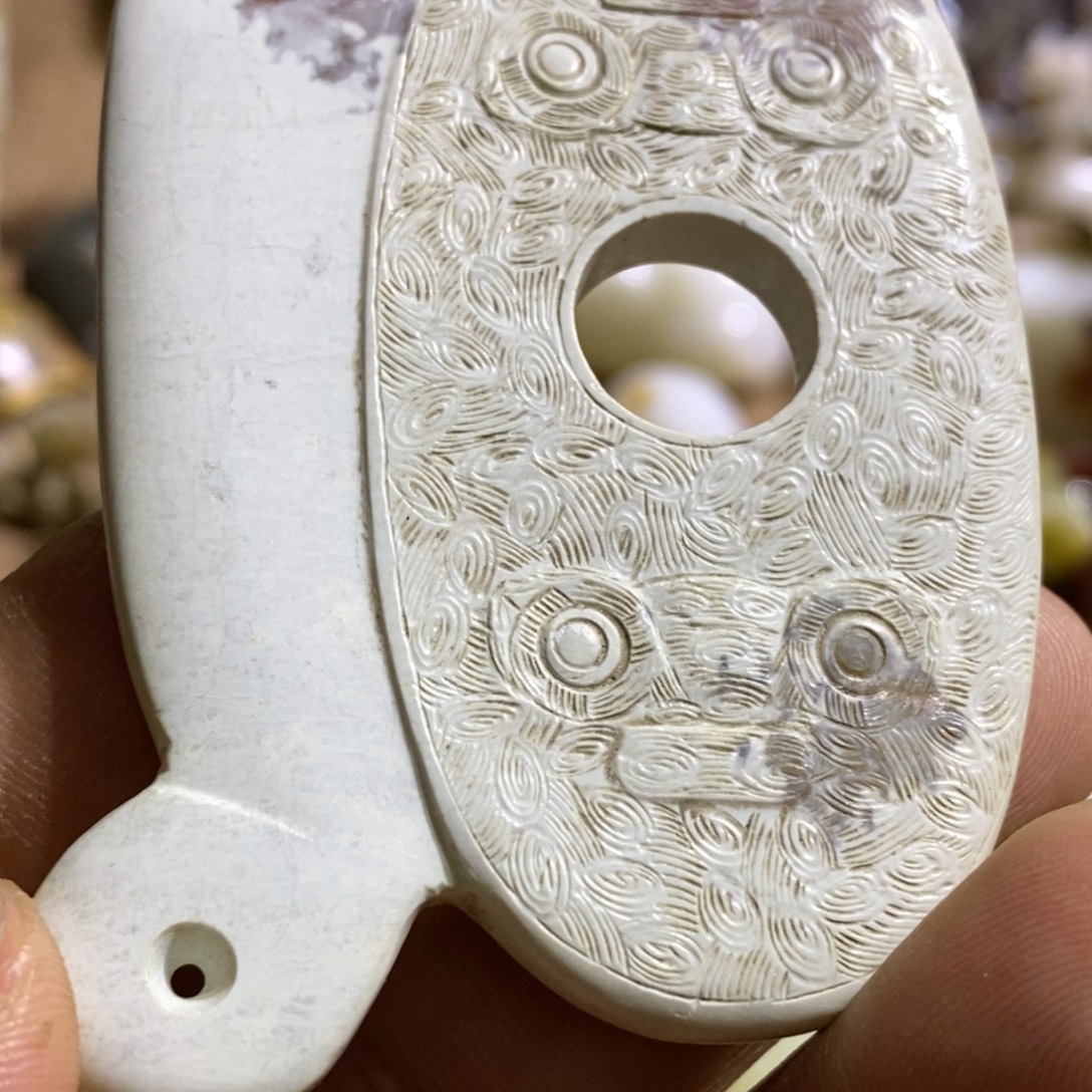 长***爷和田玉（糖玉）未镶嵌挂件