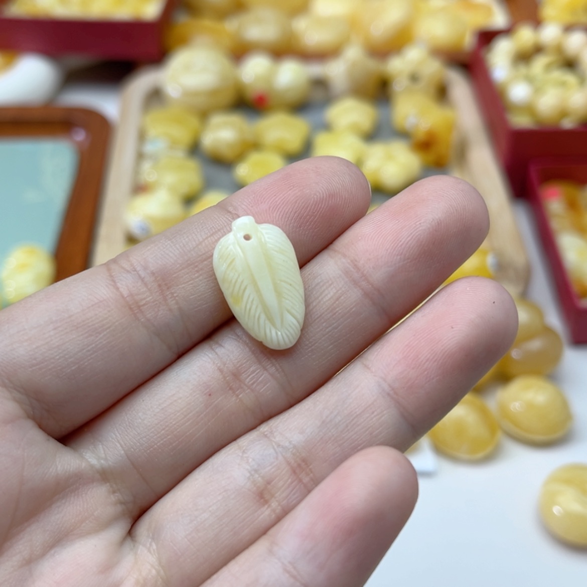 【闪购商品】未镶嵌蜜蜡裸石配饰