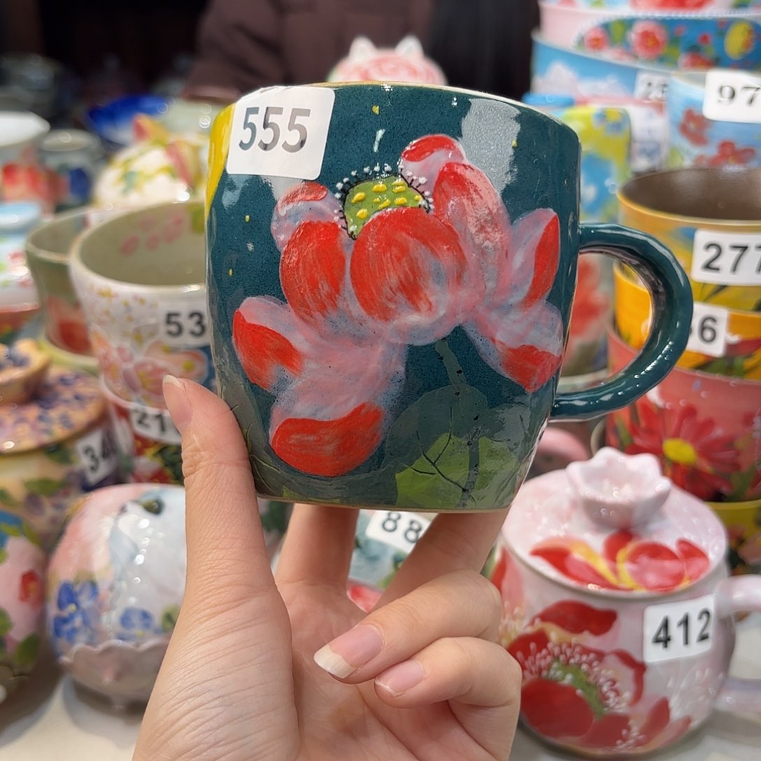 瓷片兔兔好可爱啊我