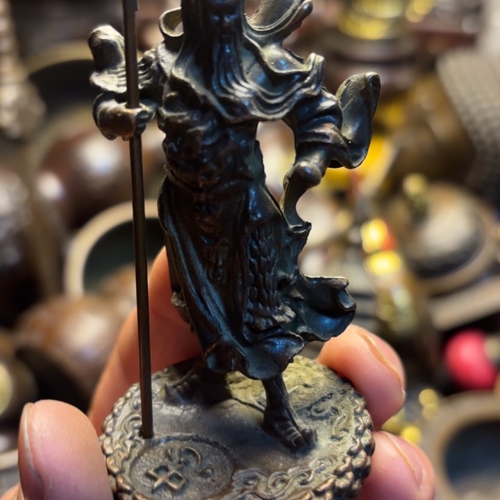 铜器摆件       点击下单