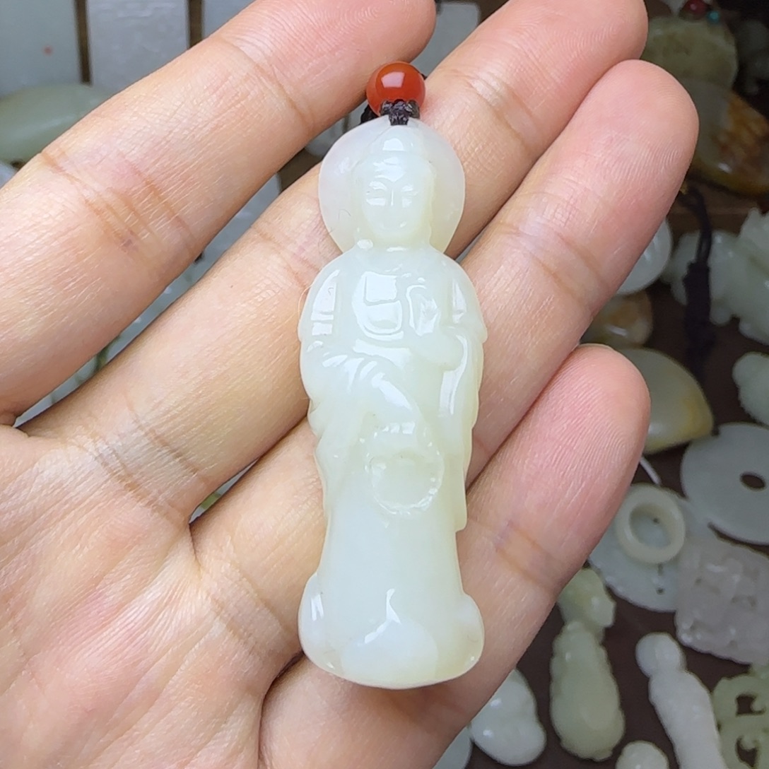 和田玉未镶嵌挂件站观音