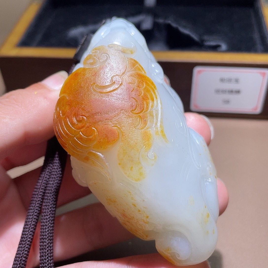 和田玉颈饰未镶嵌Z6