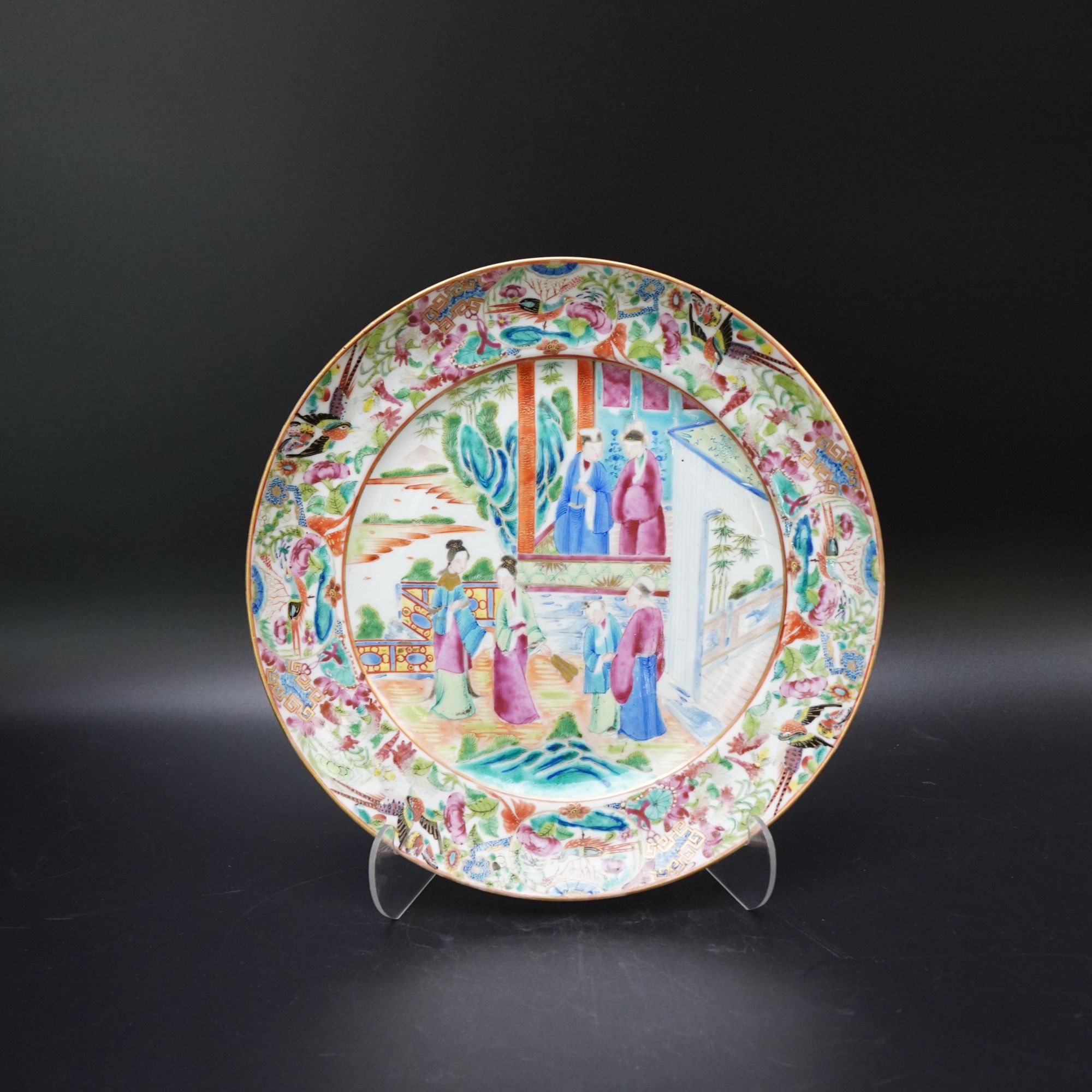 Lot.25090004 清道光广彩人物故事纹赏盘 直径：约25cm
