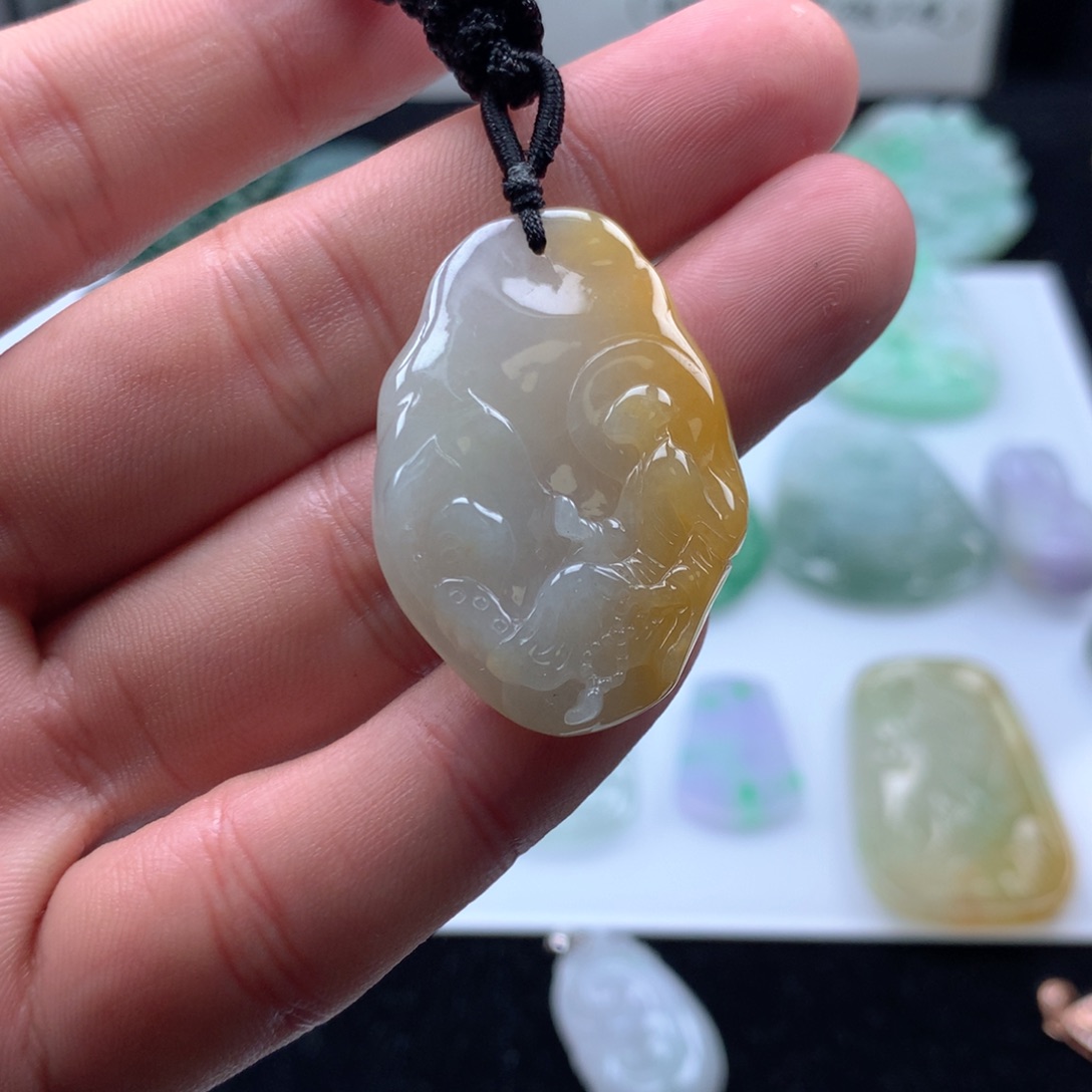 翡翠未镶嵌吊坠(不含链)