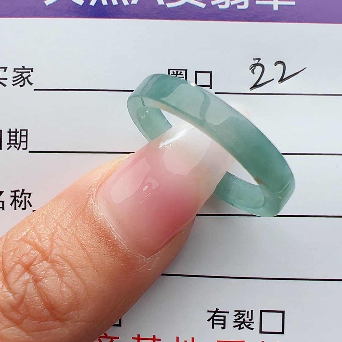 翡翠戒指未镶嵌玺**甲天然