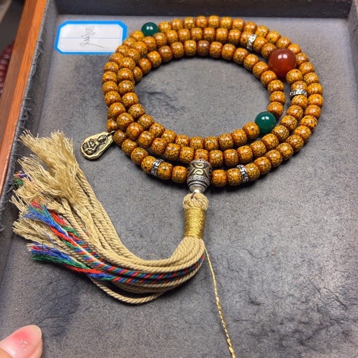 星月菩提吊坠菩提