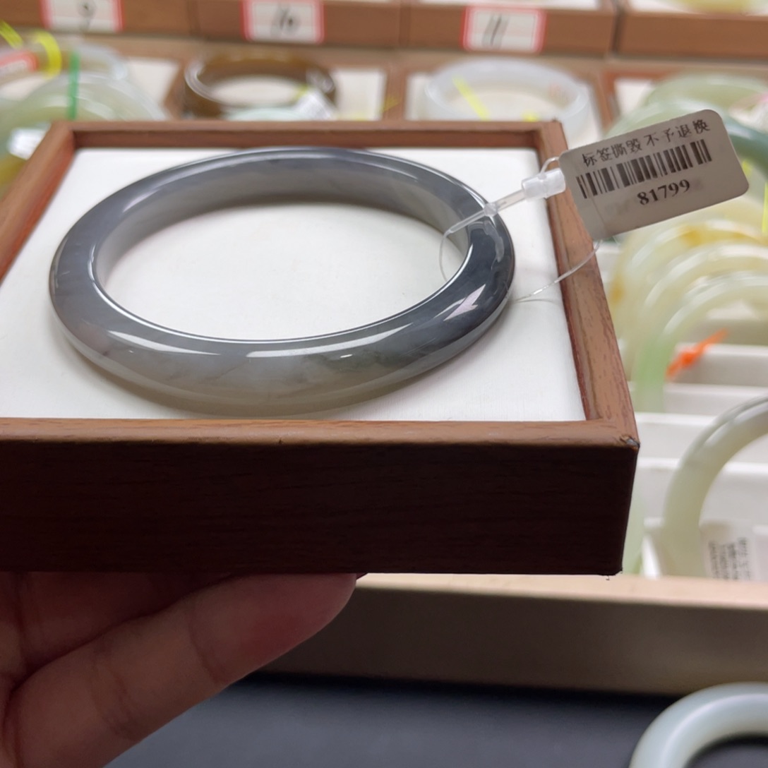 和田玉手镯未镶嵌17 56