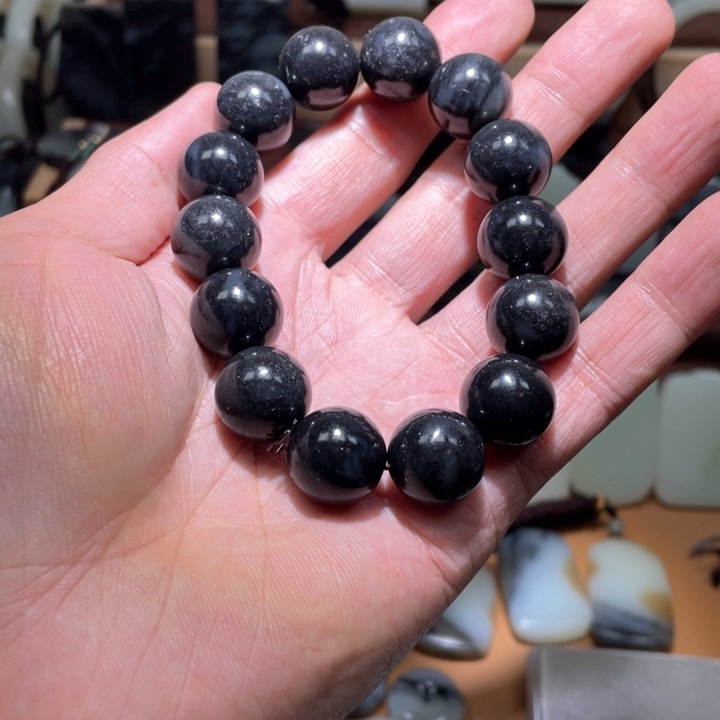 和田玉手链卡16未镶嵌