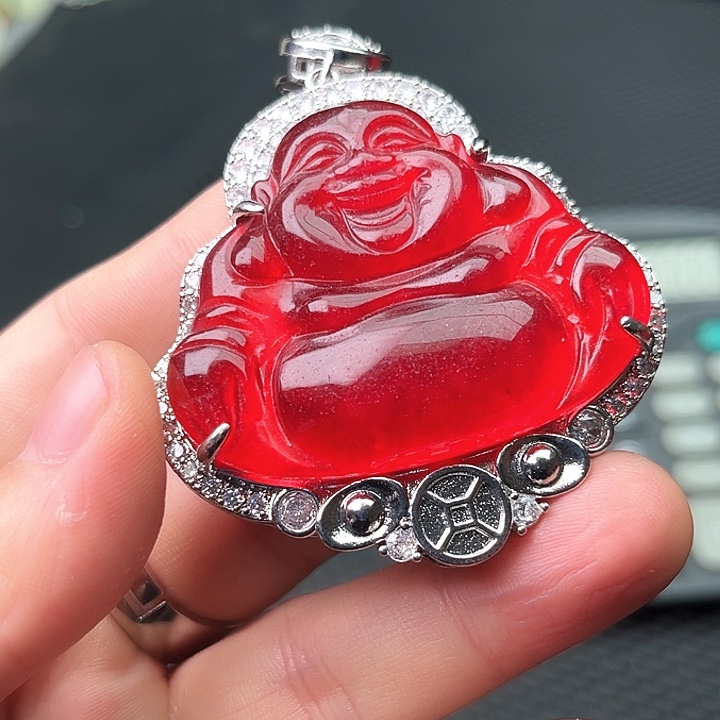 翡翠颈饰未镶嵌啊啊