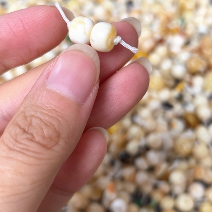 裸石蜜蜡未镶嵌8mm一对