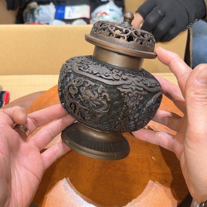 瓷器周边默认瑕疵1