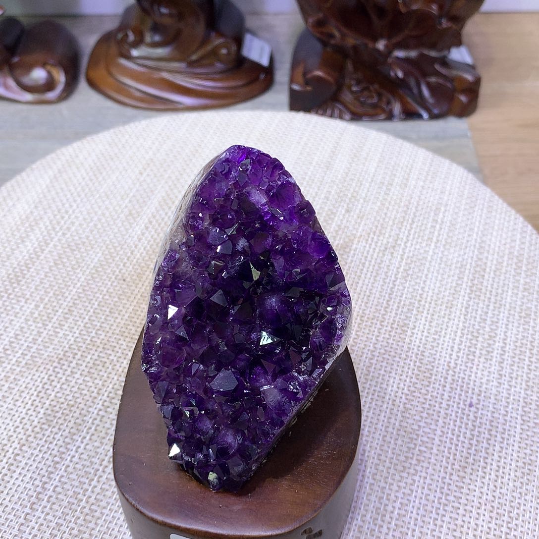 紫晶大型摆件（非配饰）未镶嵌