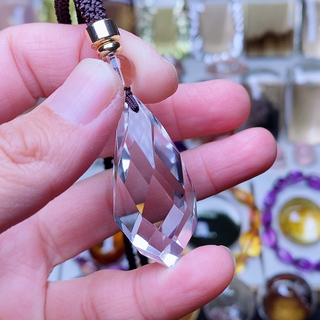 水晶水晶吊坠未镶嵌