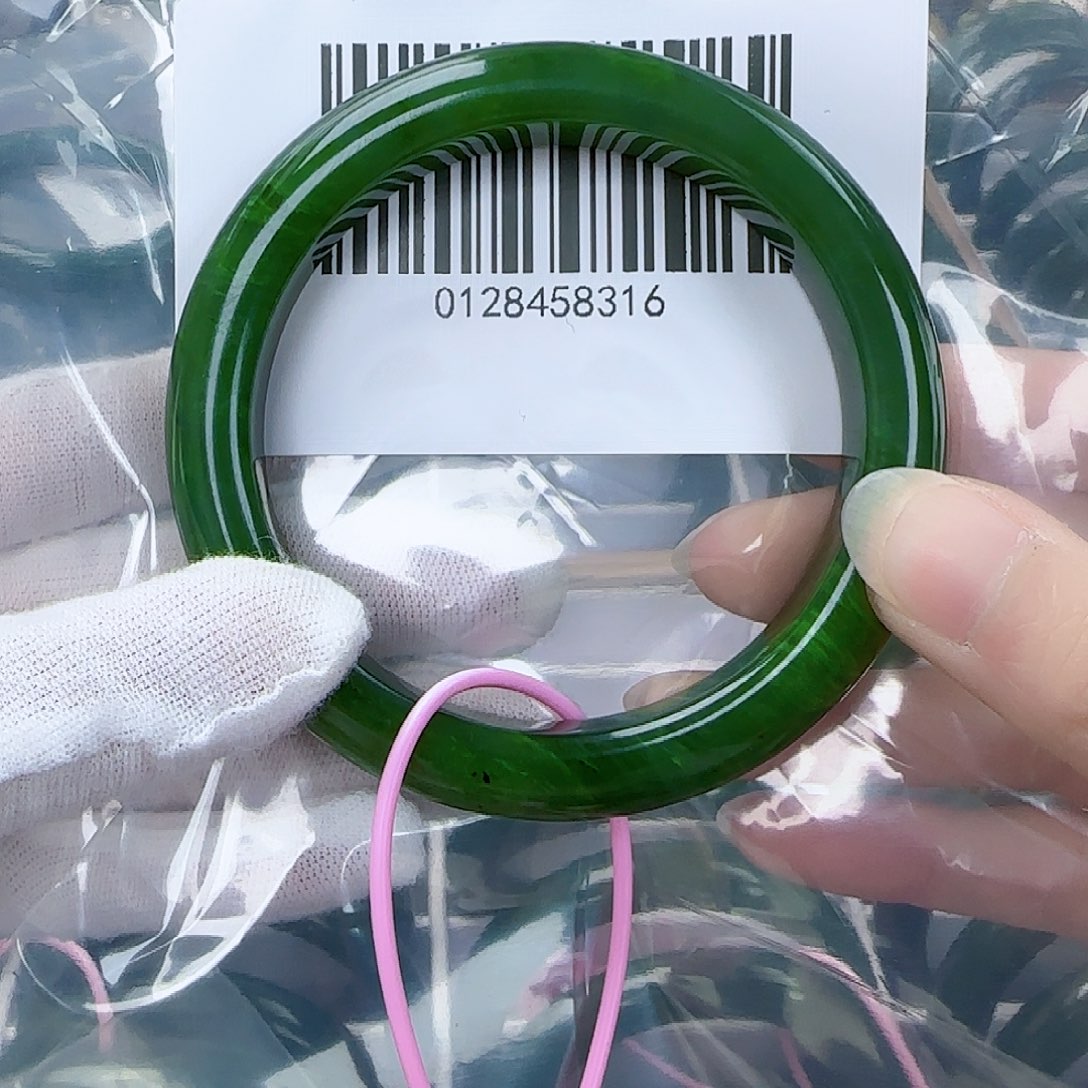 和田玉（碧玉）手镯未镶嵌6061