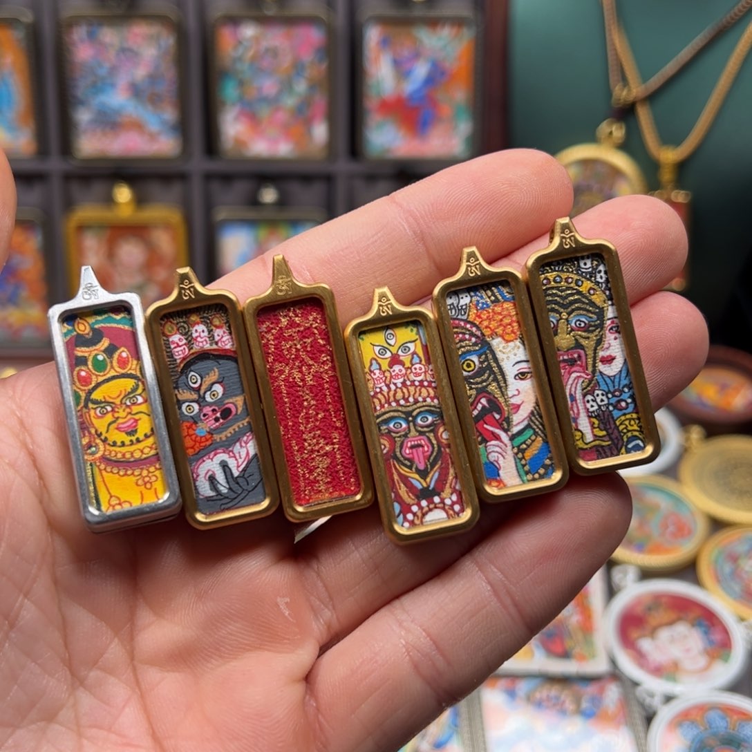 吊坠小金条纯手绘唐卡