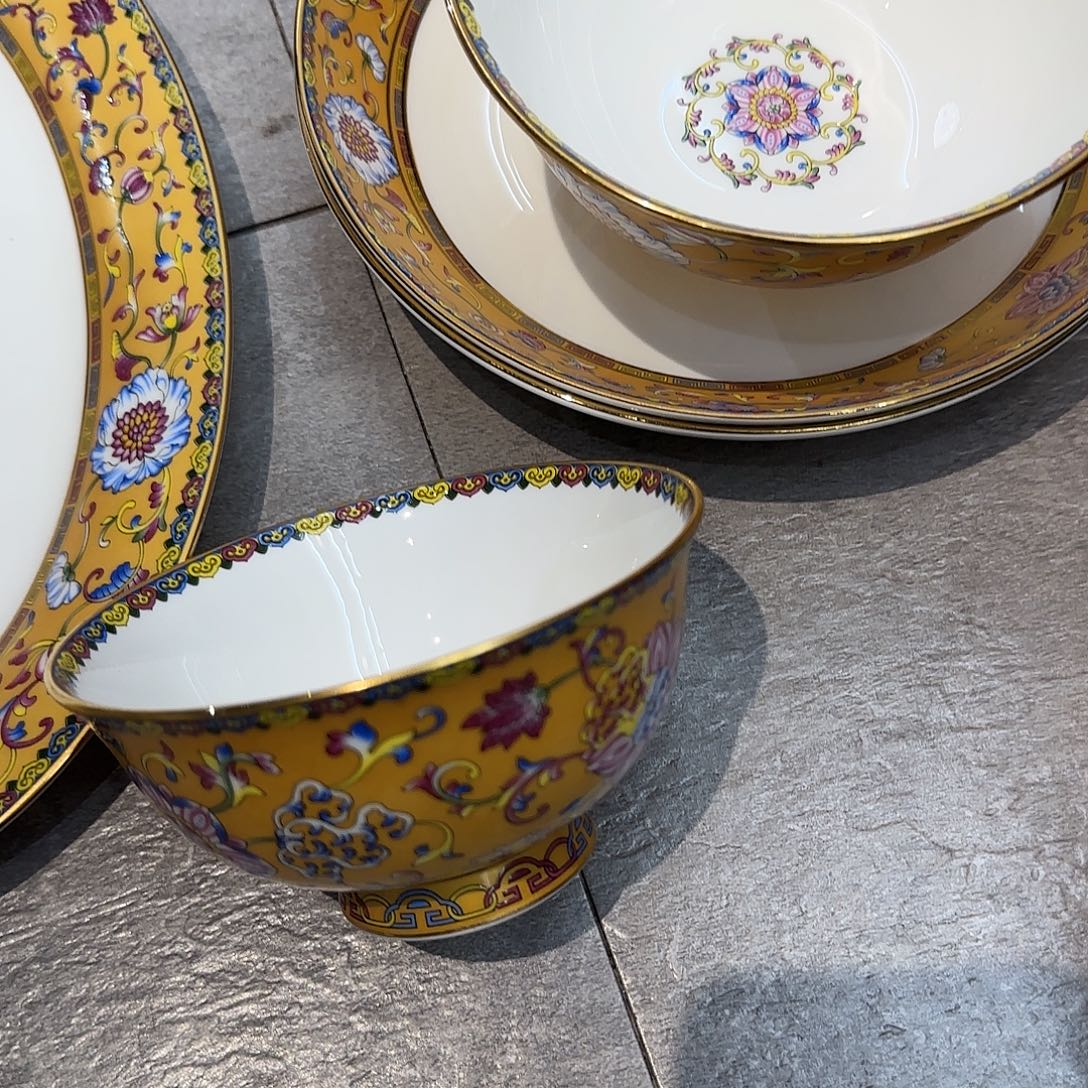 沐***号骨瓷珐琅彩工艺制作