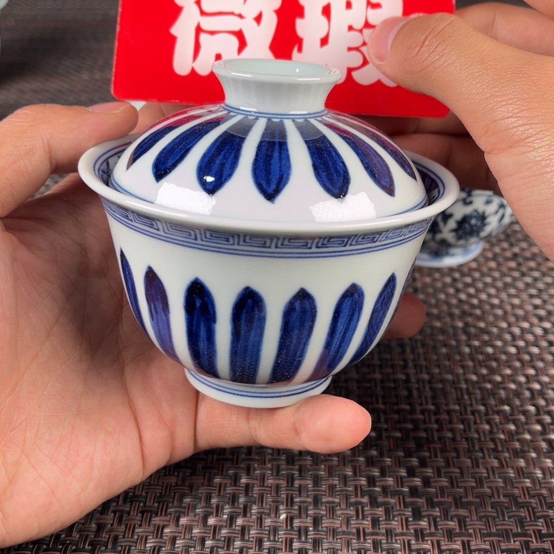 瓷片景德镇陶瓷杯子里