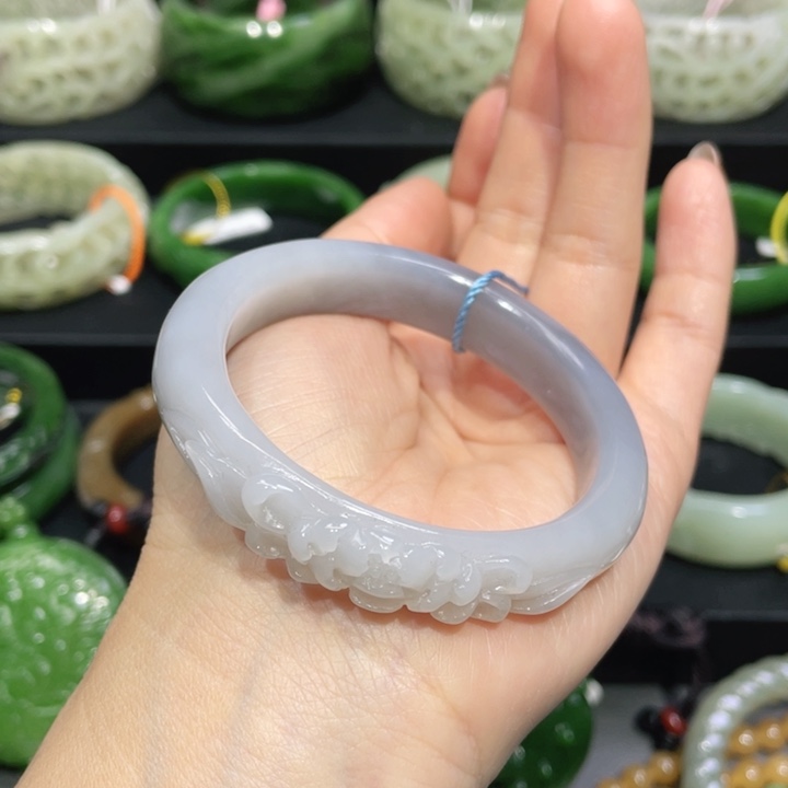 和田玉手镯51圈口 编号20未镶嵌