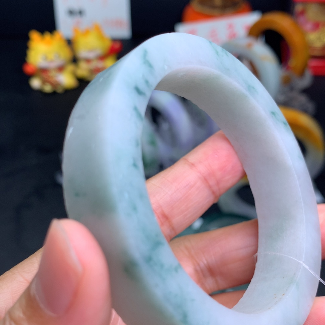 定制翡翠手镯未镶嵌