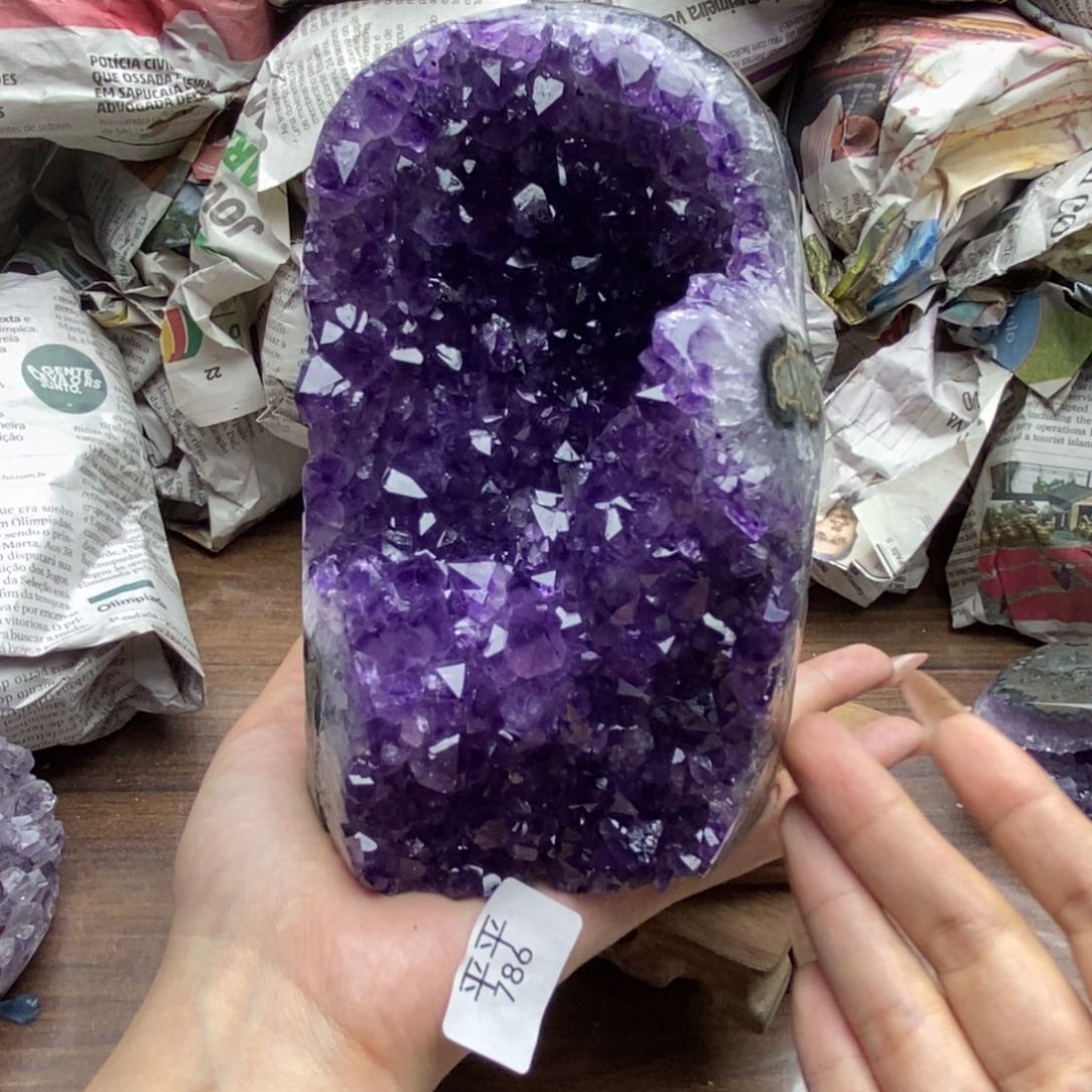 未镶嵌紫晶大型摆件（非配饰）