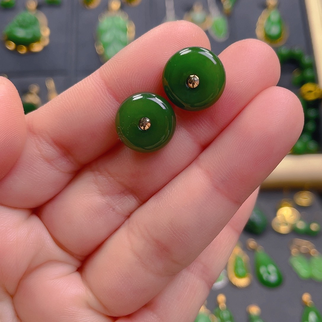 和田玉耳饰18K金镶嵌498