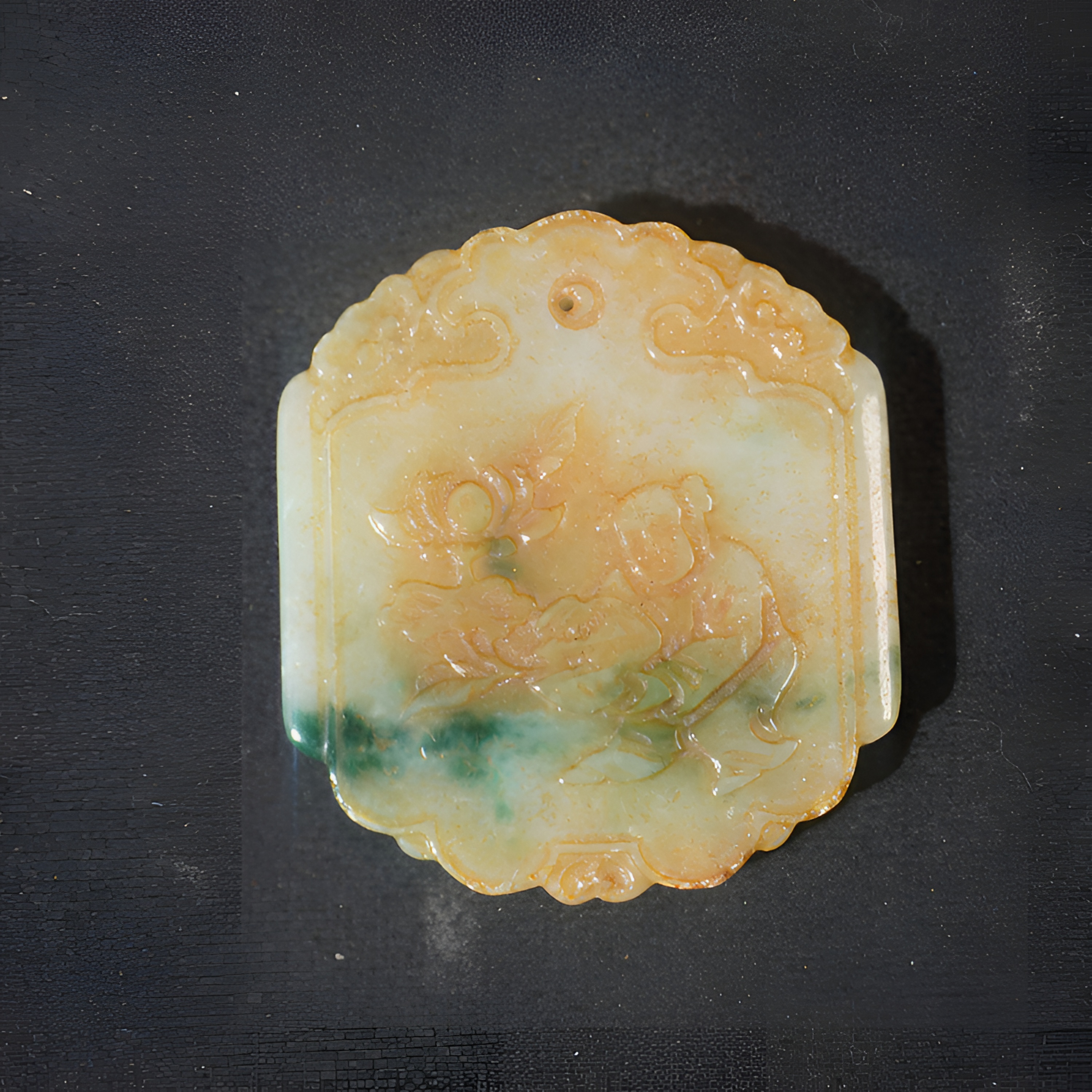 7SH17  清 翡翠祥云童子佩